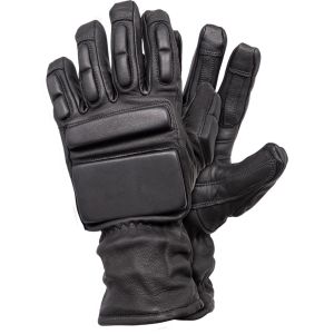 This Slash Resistant Glove is designed to offer the ultimate in protection and comfort. Designed with the toughest conditions in mind, makes it ideal for Police and Prison MOE use.